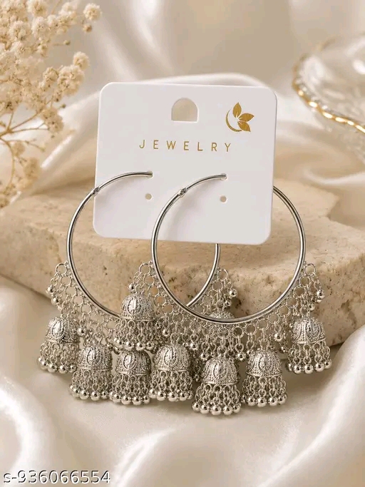 :*Unique Earrings & Studs*